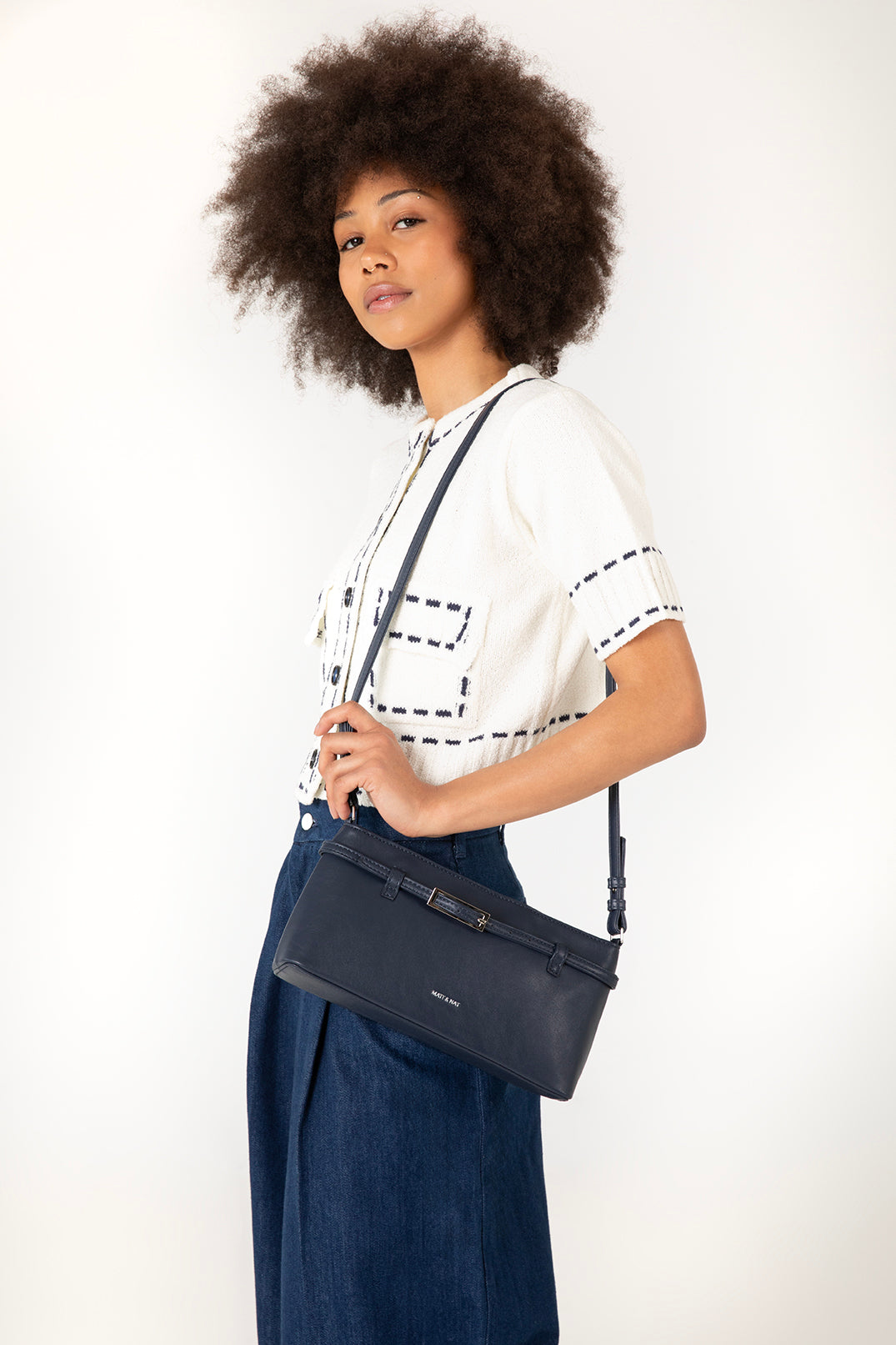 MIREILLE Vegan Clutch - Forum | Color: Navy - variant::navy