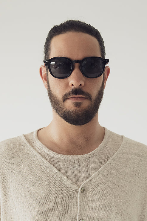 NIKA Round Foldable Recycled Sunglasses | Color: Black - variant::black