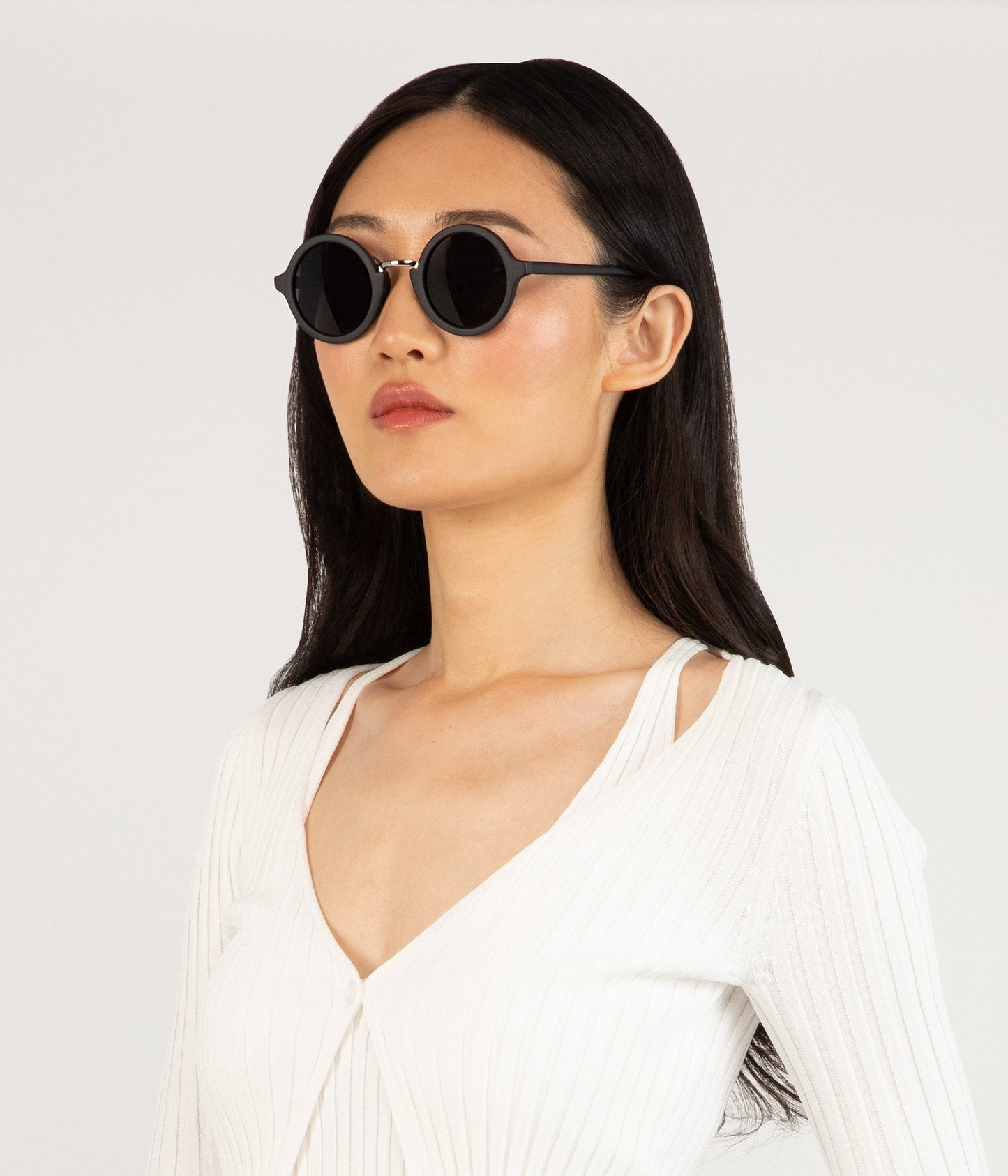 HALSEY Black Round Sunglasses | Color: Black - variant::black