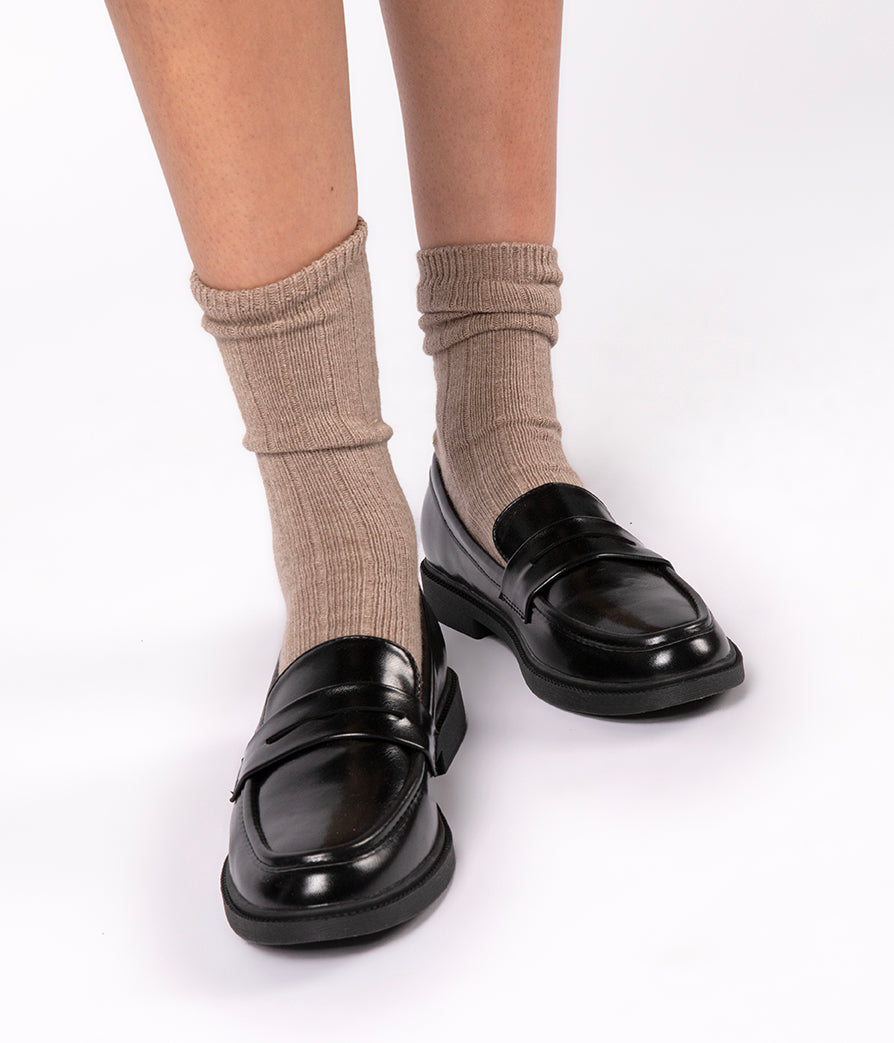 ISEO Women's Vegan Loafer| Color: Black - variant::black