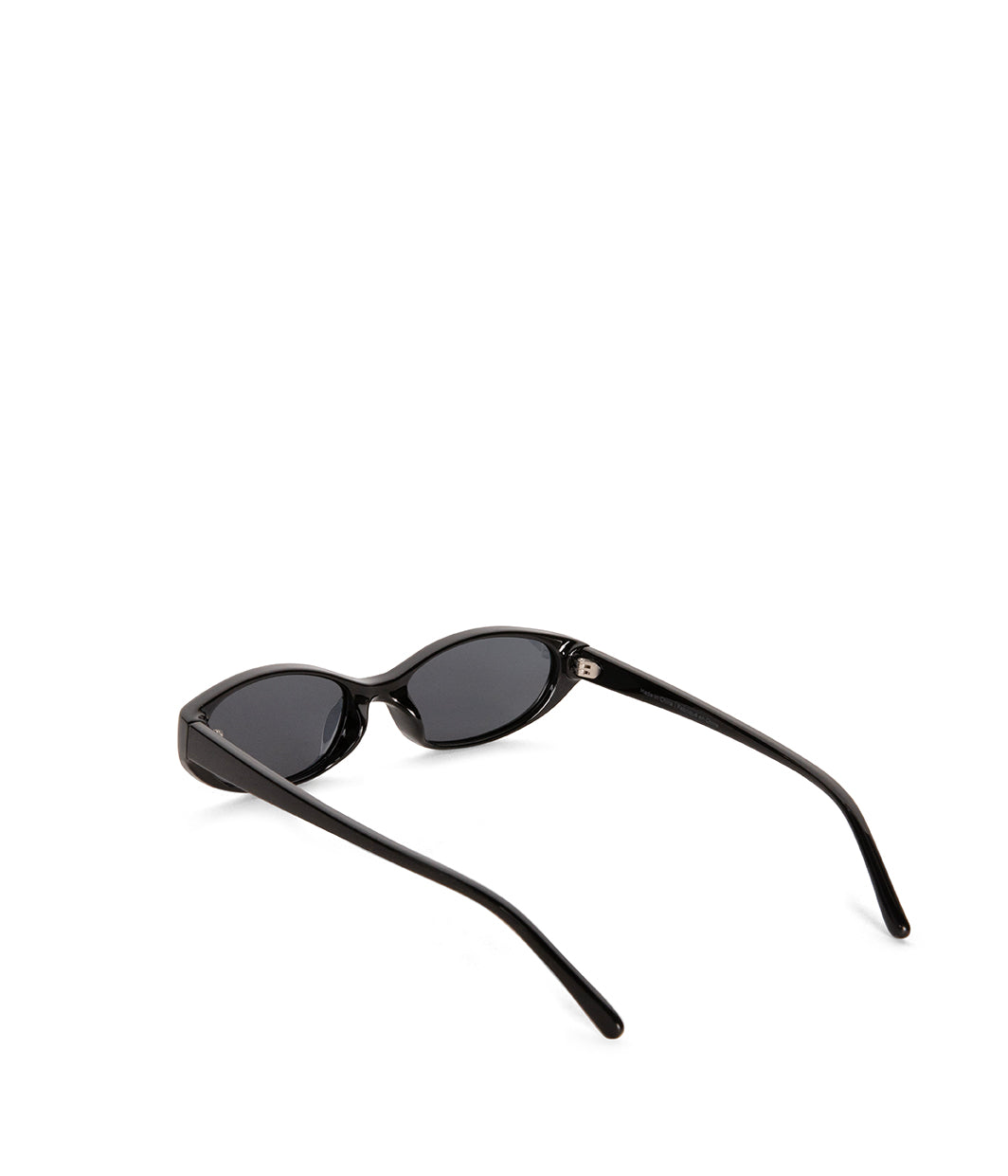 CAMELLO Classic Sunglasses | Color: Black - variant::black