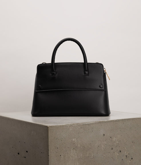 variant:: black -- silva sm uppeal black