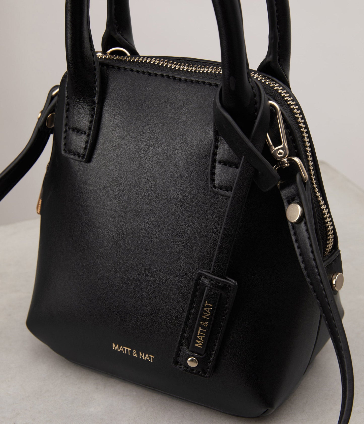 variant:: black -- gessi mini uppeal black