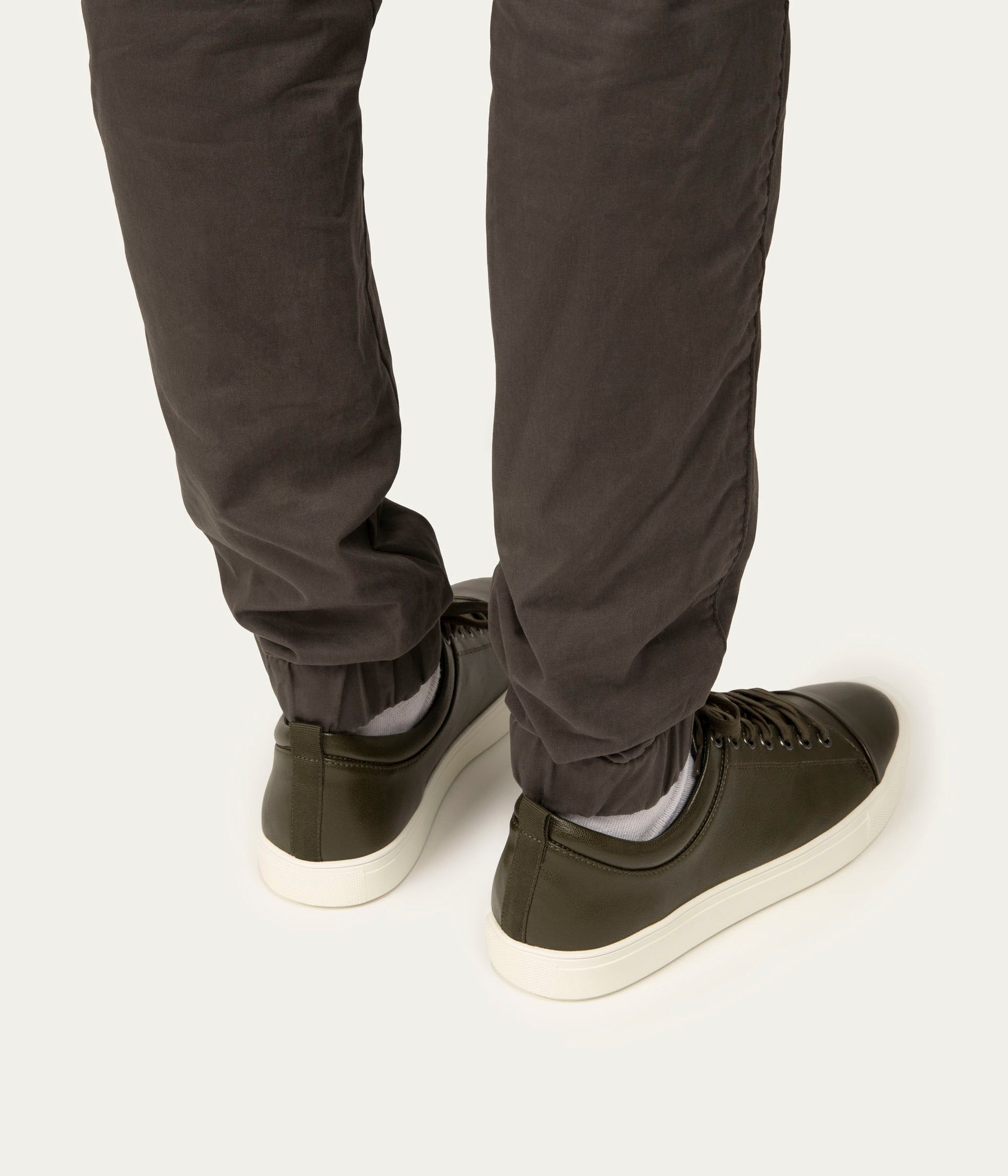 OAK Men's Vegan Running Shoes | Color: Black - variant::black