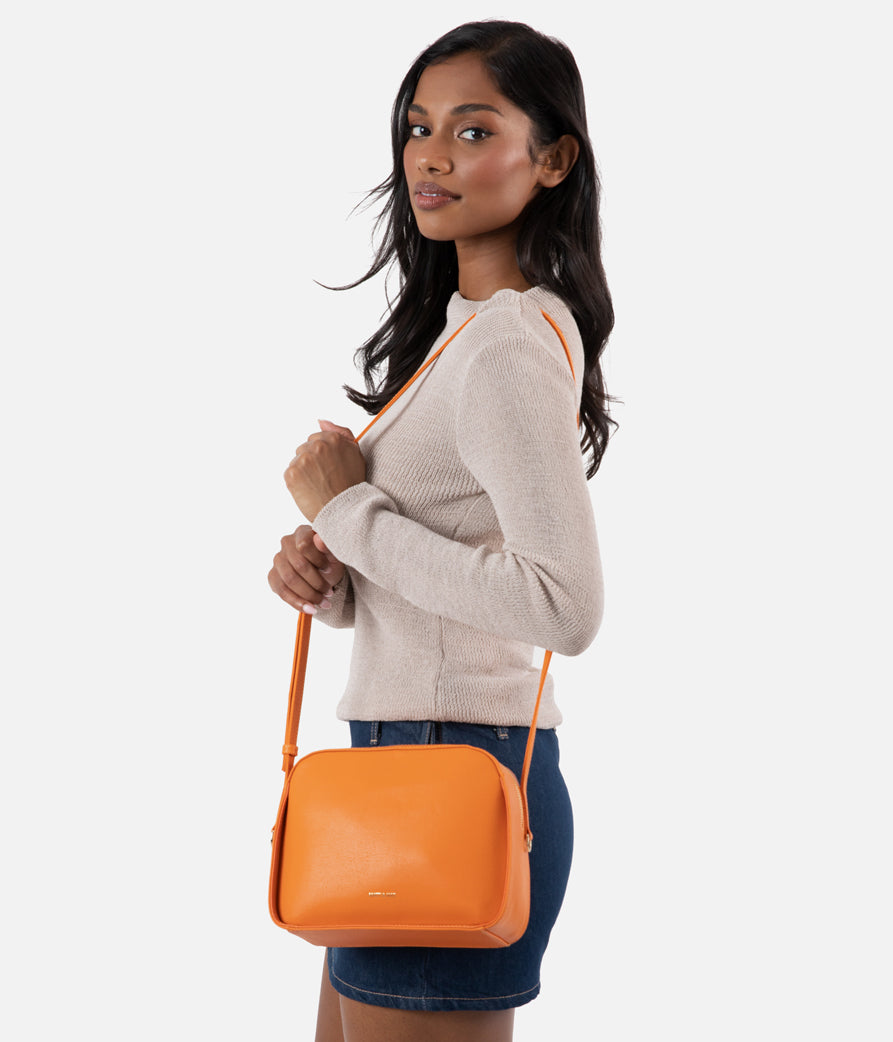 ARC Vegan Crossbody Bag - Arbor | Matt & Nat Europe